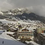 Hotel Hostel Flims