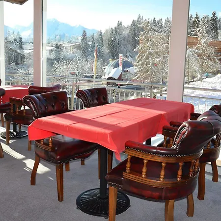 Hostel Flims Ξενοδοχείο 4*