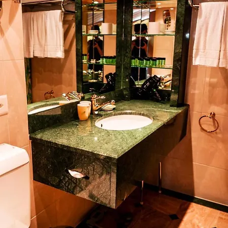Ξενοδοχείο Hostel Flims 4*